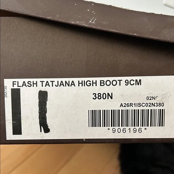 Louis Vuitton Black Beaver Fur Suede Heeled Boots - Picture 6 of 7